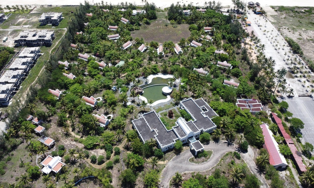 Resort 12 triệu USD ven biển Đà Nẵng bỏ hoang suốt 1 thập kỷ