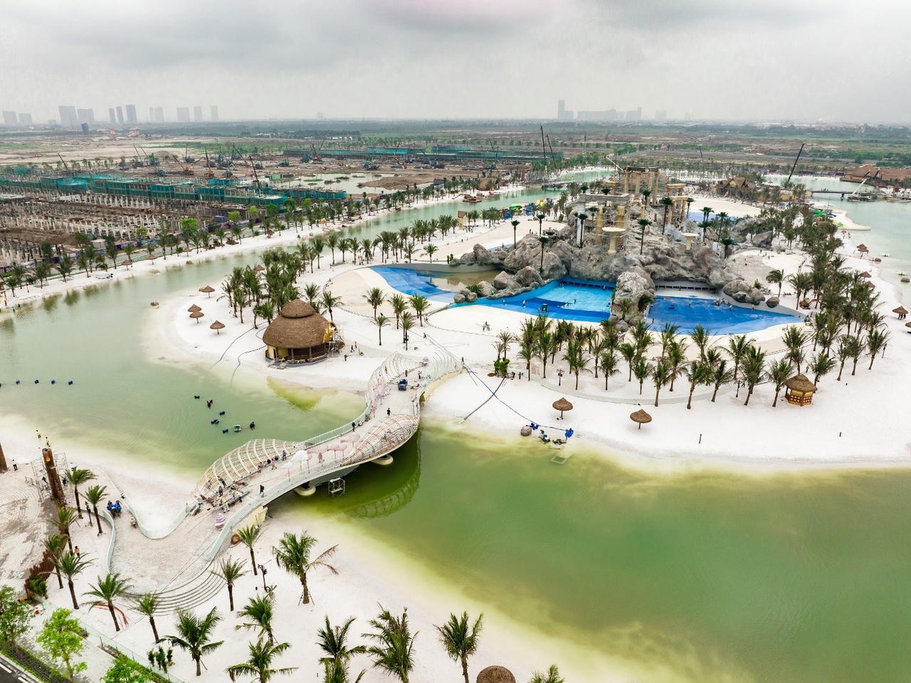 Bên trong dự án hot nhất thị trường Vinhomes Ocean Park 2 - The Empire có gì?