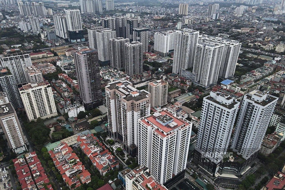 Tin bất động sản nổi bật trong tuần: TP HCM đền bù hơn 800 triệu đồng/m2 khi thu hồi đất ở, Hà Nội sắp cho tách thửa trở lại?