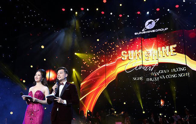 Ấn tượng với dàn sao “khủng” trong đêm nhạc tri ân của Tập đoàn Sunshine