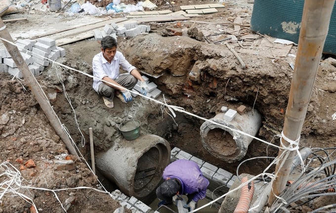 Phố Chùa Bộc nhem nhuốc sau hơn 1 năm giải phóng mặt bằng