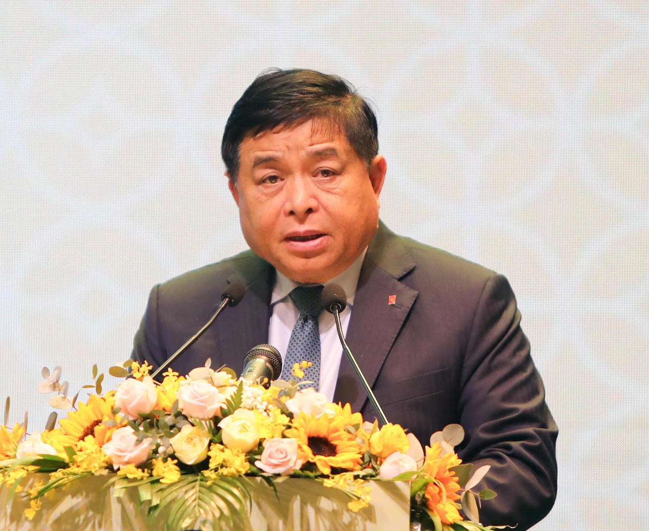 Phó Thủ tướng Chính phủ Nguyễn Chí Dũng.