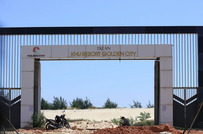 Dự án Khu Resort Golden City nằm cạnh đường Võ Nguyên Giáp của bán đảo Bảo Ninh