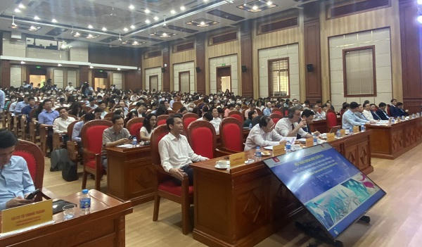 Thị trường bất động sản còn tiềm ẩn nhiều bất ổn, rủi ro 