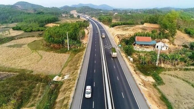 Sau khi hoàn thành, dự án sẽ mở ra không gian phát triển mới cho tỉnh Hòa Bình nói riêng và nhiều địa phương khác liên vùng Tây Bắc nói chung. Ảnh: Internet &nbsp;