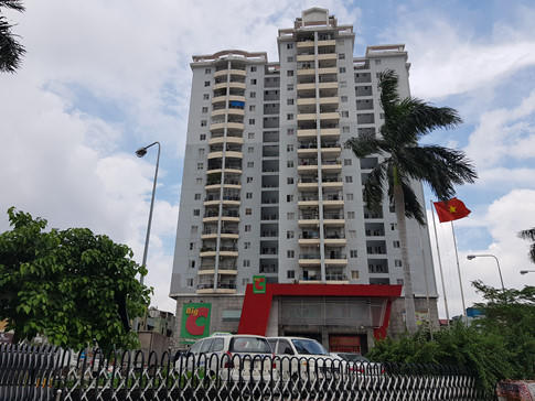 Vạn người Sài Gòn đòi sổ hồng chung cư tiền tỉ: Tiền nộp đủ sao chưa 'chính chủ'?