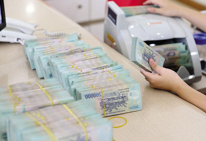 Rủi ro đe dọa ngân hàng: Nợ xấu tăng lên, dự phòng suy giảm