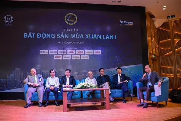 Các diễn giả tham gia tọa đàm. &nbsp;