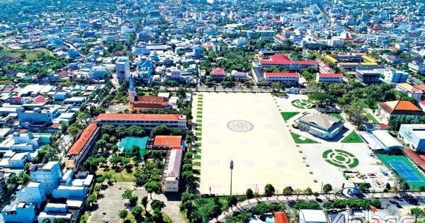 Một thị xã Gò Công trù phú giàu mạnh