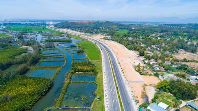 Tuyến ‘huyết mạch’ hơn 20.000 tỷ ở tỉnh có khu kinh tế lâu đời nhất Việt Nam dồn lực để 'về đích'