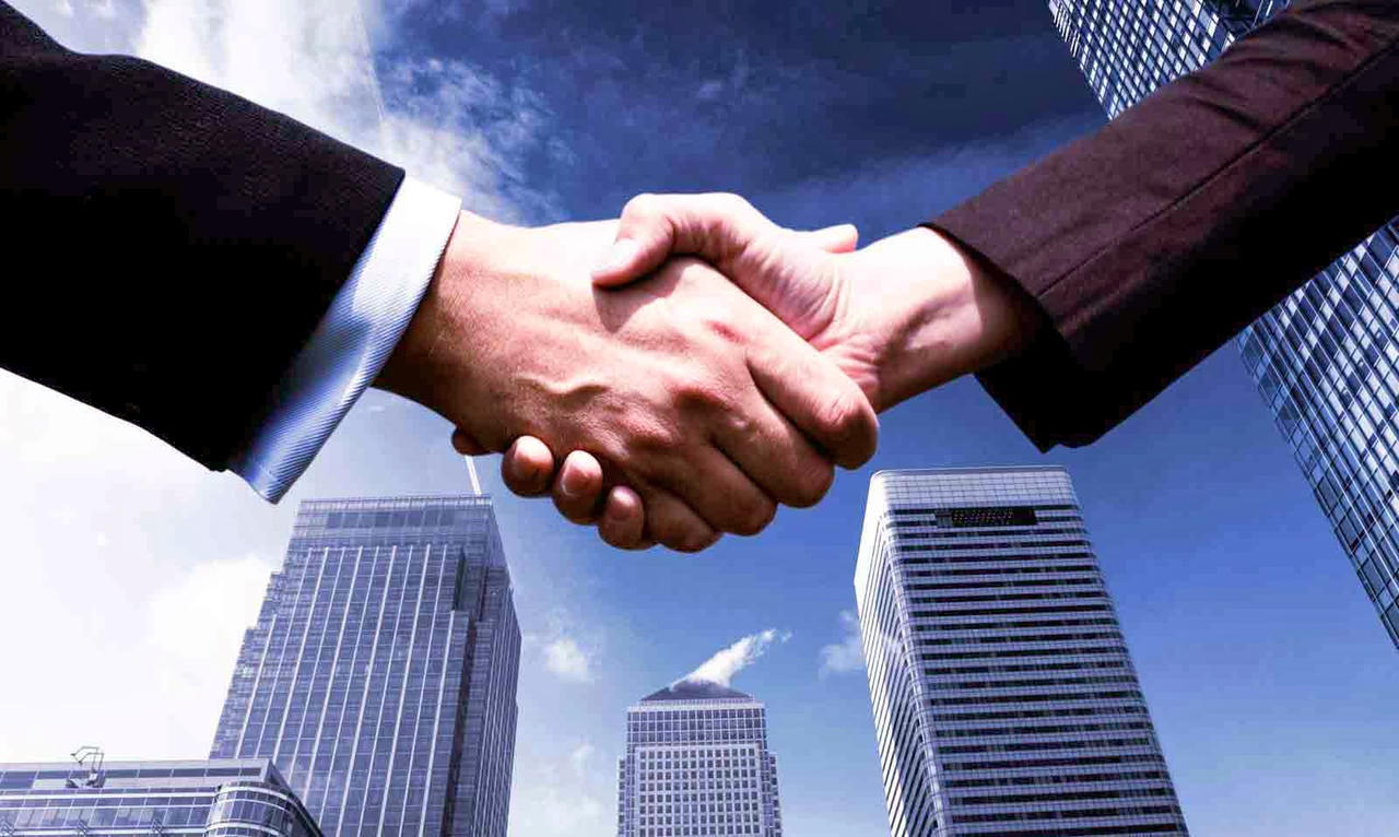 Hiệp hội đề nghị cho phép chủ đầu tư&nbsp;dự án nhà ở thương mại, khu đô thị&nbsp;được quyền&nbsp;đầu tư&nbsp;xây dựng, kinh doanh trên&nbsp;phần đất thương mại, dịch vụ&nbsp;của dự án.