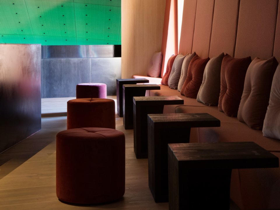 'Đột nhập’ nhà hàng dưới nước lớn nhất thế giới