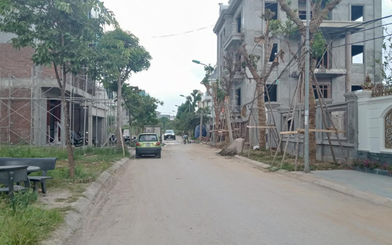 Trước đó, Thái Nguyên cũng thu hồi hàng nghìn mét vuông đất, hàng chục tỷ đồng do sai phạm liên quan đến quản lý, sử dụng đất đai. &nbsp;