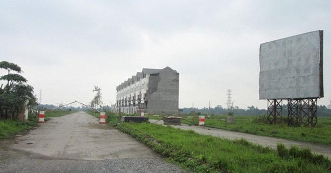 Nhiều dự án ‘bỏ hoang’ tại Mê Linh bất ngờ được thổi giá lên cao ngất ngưởng. &nbsp;