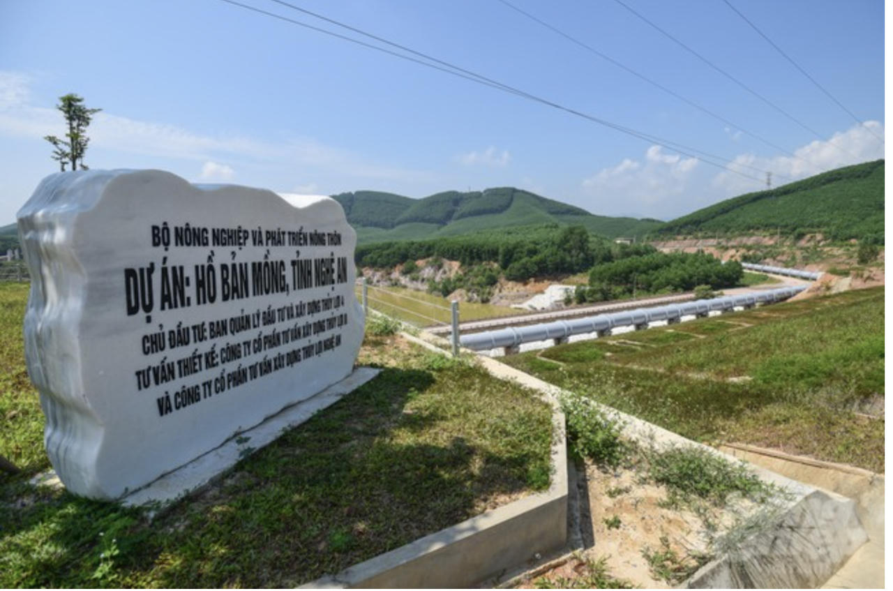 Dự án hồ chứa nước Bản Mồng&nbsp;được Thủ tướng Chính phủ cho phép đầu tư, được Bộ NN - PTNT phê duyệt dự án đầu tư từ năm 2009. &nbsp;