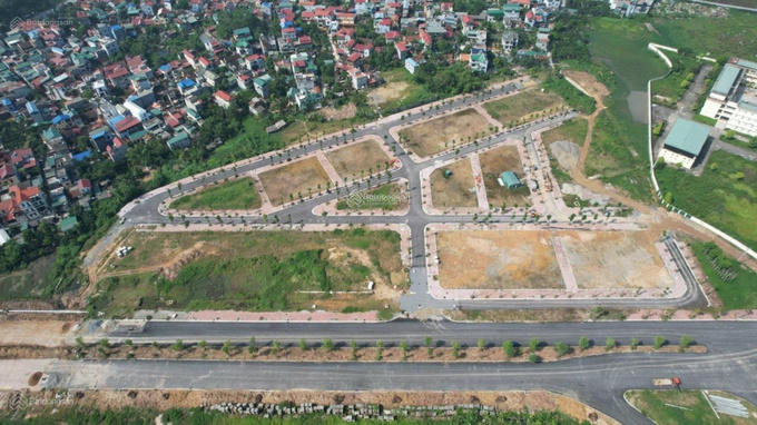 Việc đẩy giá đất lên cao sẽ gây ứ đọng dòng tiền vào đất. Ảnh: Internet &nbsp;