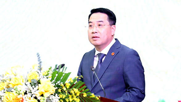 Tân Chủ tịch UBND tỉnh Yên Bái Nguyễn Tuấn Anh. &nbsp;