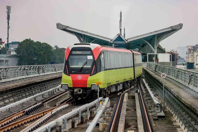 Tàu metro Nhổn - ga Hà Nội sắp chạy thương mại. Ảnh: MRB
