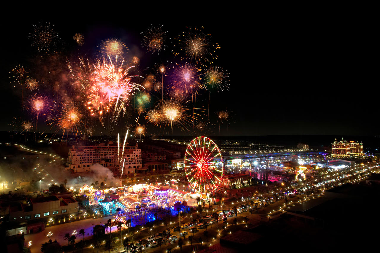 Đô thị Kinh tế Du lịch Biển & Giải trí NovaWorld Phan Thiet mùa lễ hội, thu hút hàng triệu lượt khách tham quan và trải nghiệm