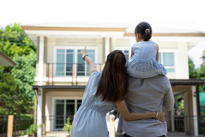Già nhà tăng, người lao động ngày càng khó mua nhà (Ảnh minh họa). &nbsp;