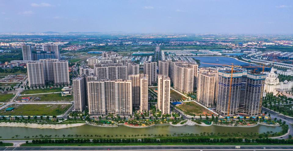 Mặt bằng giá đã cách quá xa thu nhập trung bình của người dân.