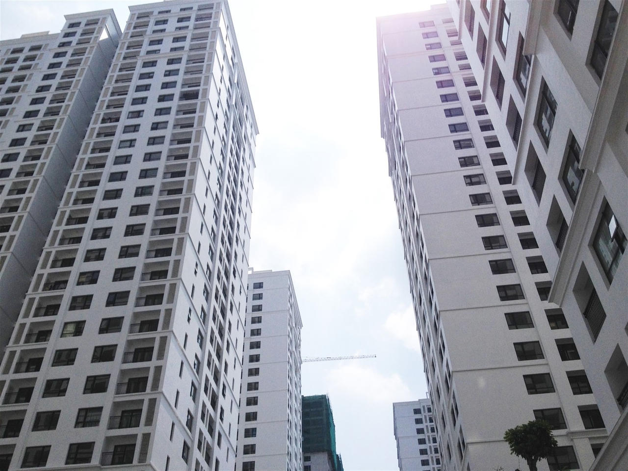 Thị trường bất động sản có lợi cho người mua “mạnh” vốn