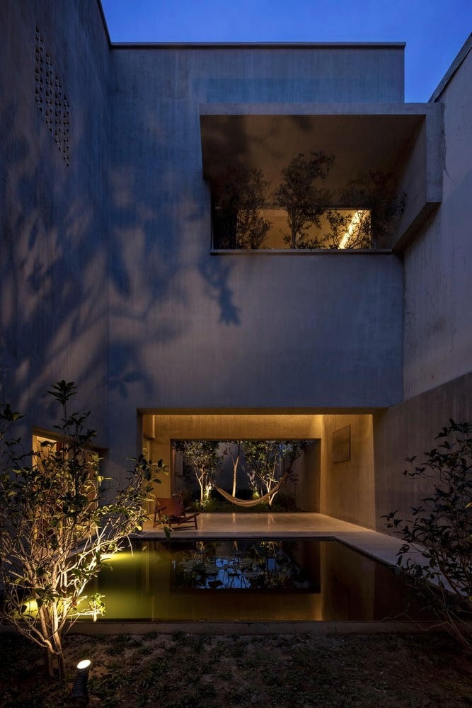 Ngôi nhà là sự chuyển tiếp giữa quá khứ và hiện tại