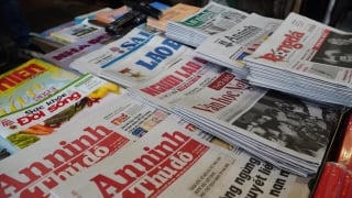 Ngọt đắng buôn đất