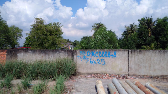 Có nên mua đất nền lúc này?