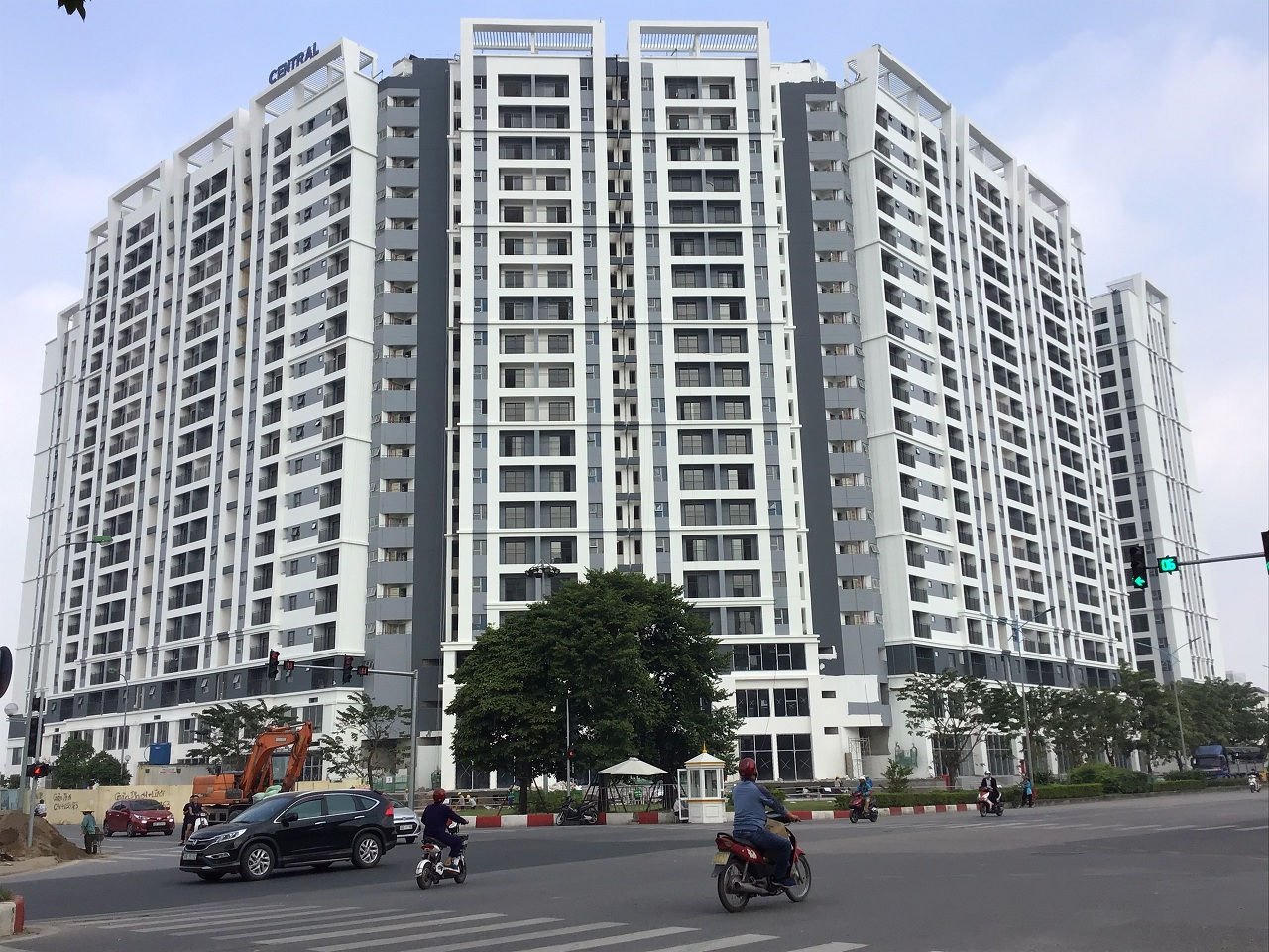 Chung cư nhà ở xã hội Hope Residence đang có mức giá khá hợp lý nhưng nhiều căn hộ phải hơn 5 năm nữa mới được sang tên. &nbsp;