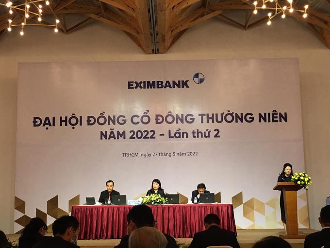 Eximbank dự kiến tăng vốn điều lệ 20% sau 11 năm giậm chân tại chỗ