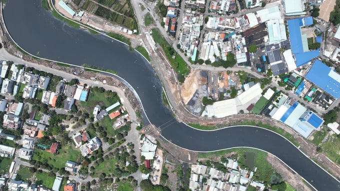 Một đoạn kênh Tham Lương - Bến Cát - rạch Nước Lên đã được chỉnh trang, cải tạo. Ảnh: Internet &nbsp;