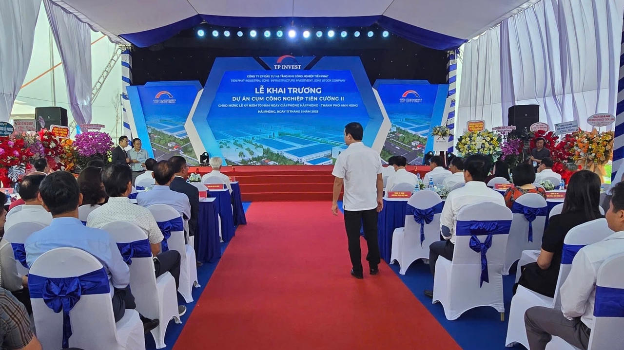 Lễ khai trương dự án Cụm công nghiện Tiên Cường II.