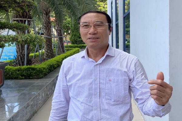 Ông Nguyễn Văn Phụng- nguyên Cục trưởng Cục Quản lý Thuế doanh nghiệp lớn (Bộ Tài chính) chia sẻ với Tạp chí Doanh nghiệp Việt Nam về khung giá đất. (Ảnh: Hoài Anh) &nbsp;