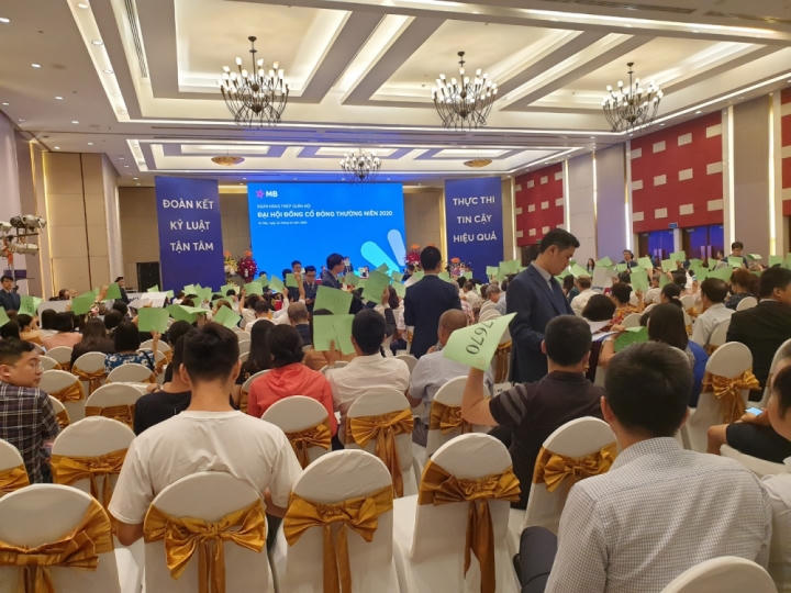 Lợi nhuận khủng, nhiều ngân hàng vẫn 'nói không' với chia cổ tức bằng tiền