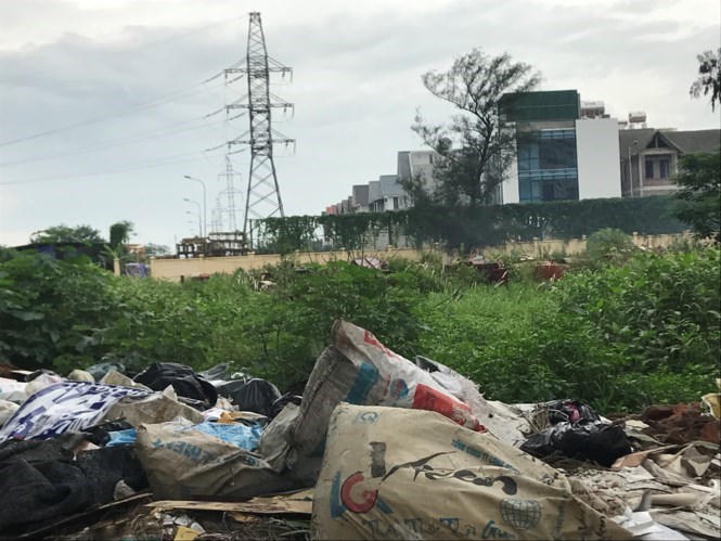 Xây nhà để bán thì nhanh, trường học, bệnh viện 'bỏ mặc'