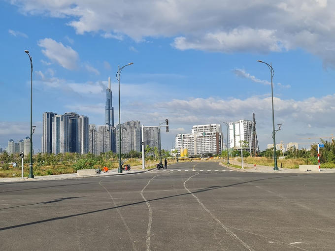 Việc siết chặt kê khai chuyển nhượng bất động sản đã khiến số thu từ nguồn này tăng khá mạnh. Ảnh: Tấn Lợi