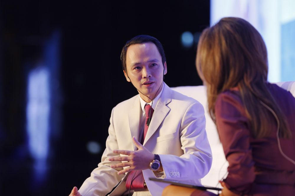 [Cổ phiếu cần quan tâm ngày 17/10]