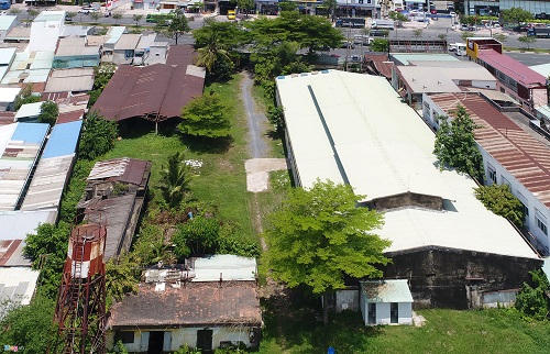 TP. Hồ Chí Minh: 1km đường ở quận Bình Tân có tới 4 khu đất bị bỏ hoang