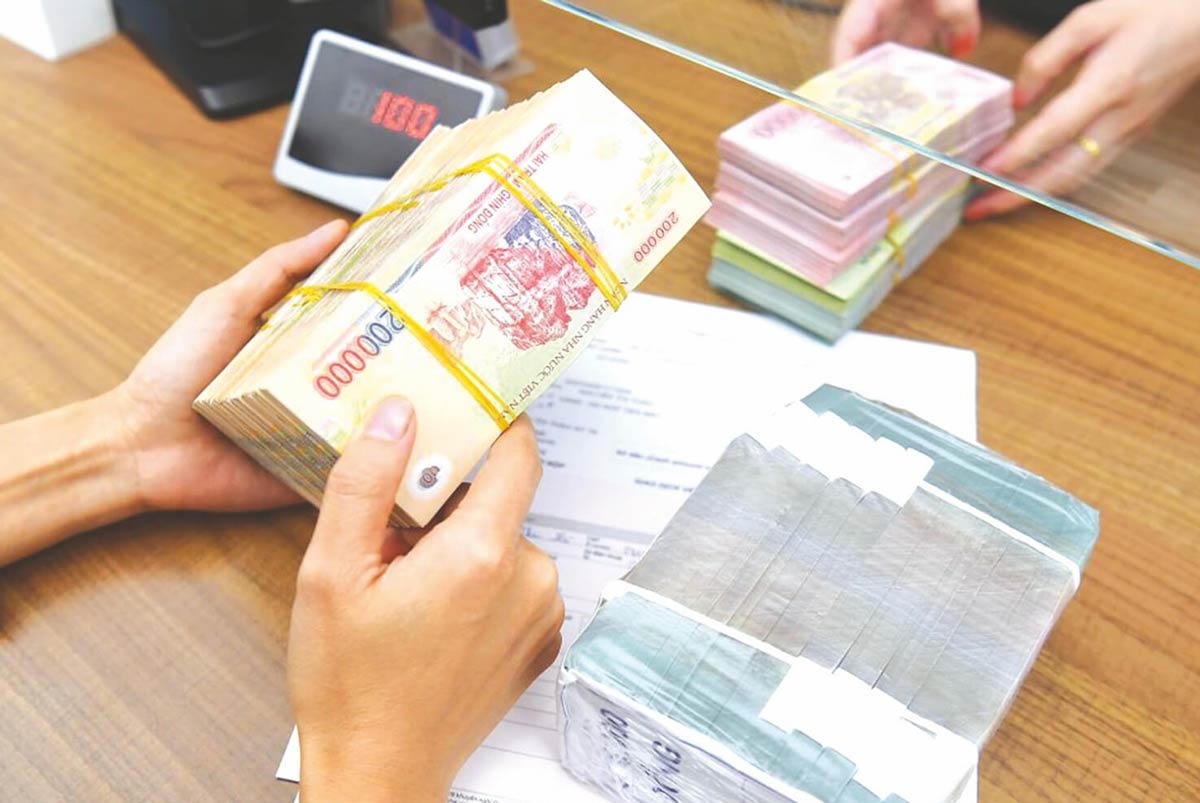 Người gửi tiền có cần nộp phí bảo hiểm tiền gửi?