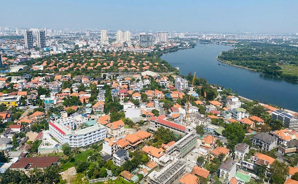 Cần quy định giao dịch chuyển nhượng BĐS phải thanh toán qua ngân hàng để minh bạch hóa. &nbsp;