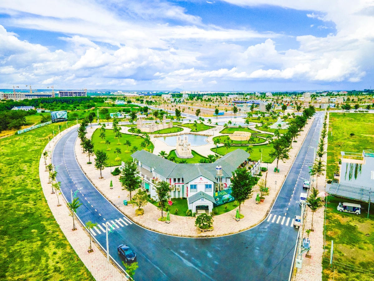 Bất động sản vùng ven đang trở thành địa chỉ thu hút dòng tiền đầu tư thông minh.