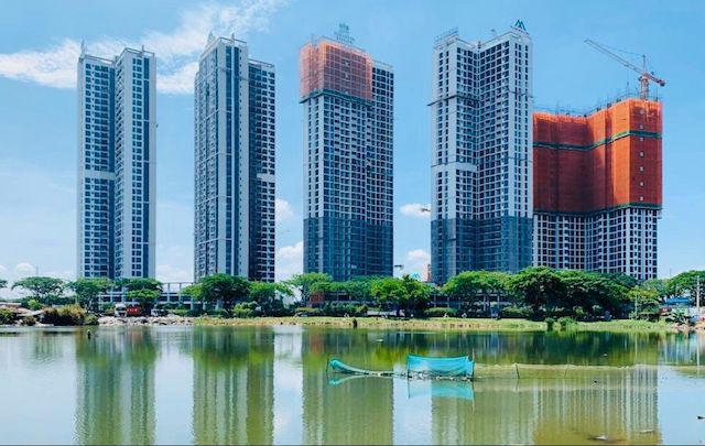 UBND TP.HCM chỉ đạo các sở ngành phối hợp giải quyết hồ sơ pháp lý 61 dự án bất động sản trước ngày 15/4/2021. &nbsp;