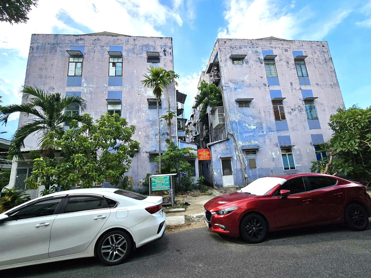 Chung cư Lâm đặc sản Hòa Cường là một trong những chung cư xuống cấp và thuộc diện giải tỏa.