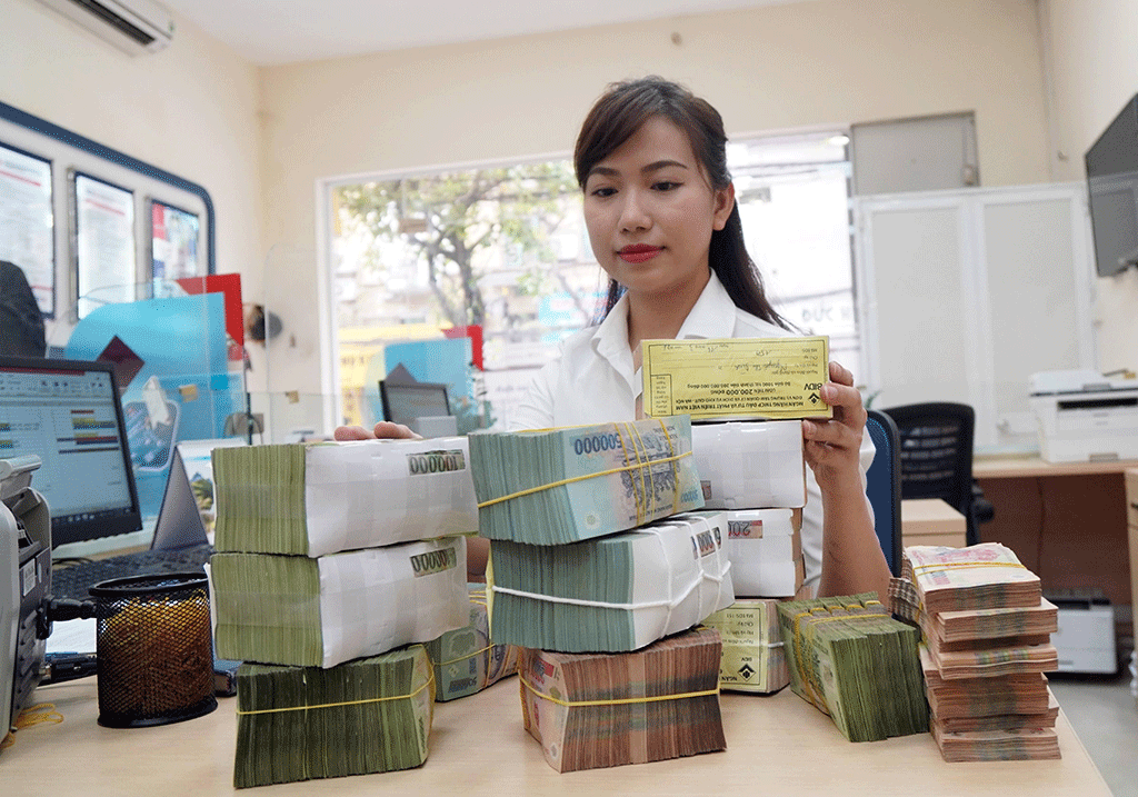 Biến động xếp hạng 10 ngân hàng lợi nhuận cao nhất