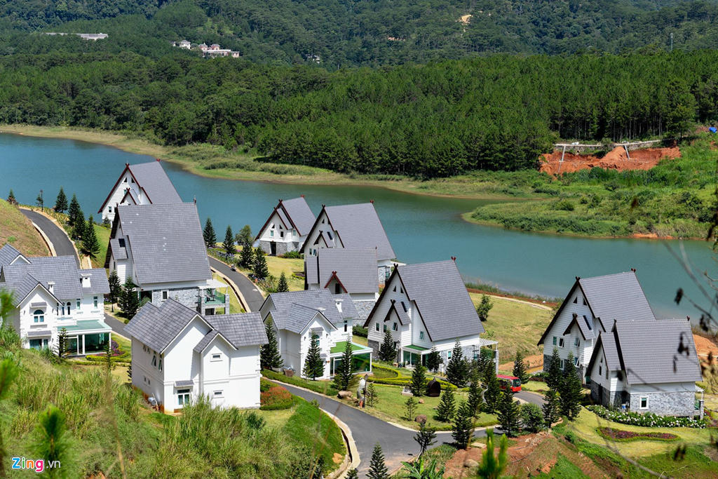 Nhiều dự án bất động sản sai phạm ‘bao vây’ hồ Tuyền Lâm ở Đà Lạt