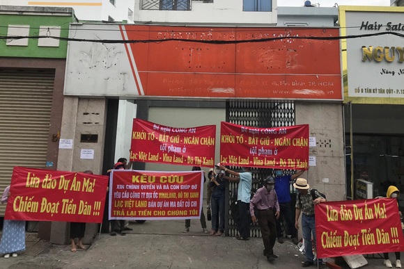 Nhiều người dân rơi vào hoàn cảnh "tiền mất tật mang" với dự án "ma" &nbsp;