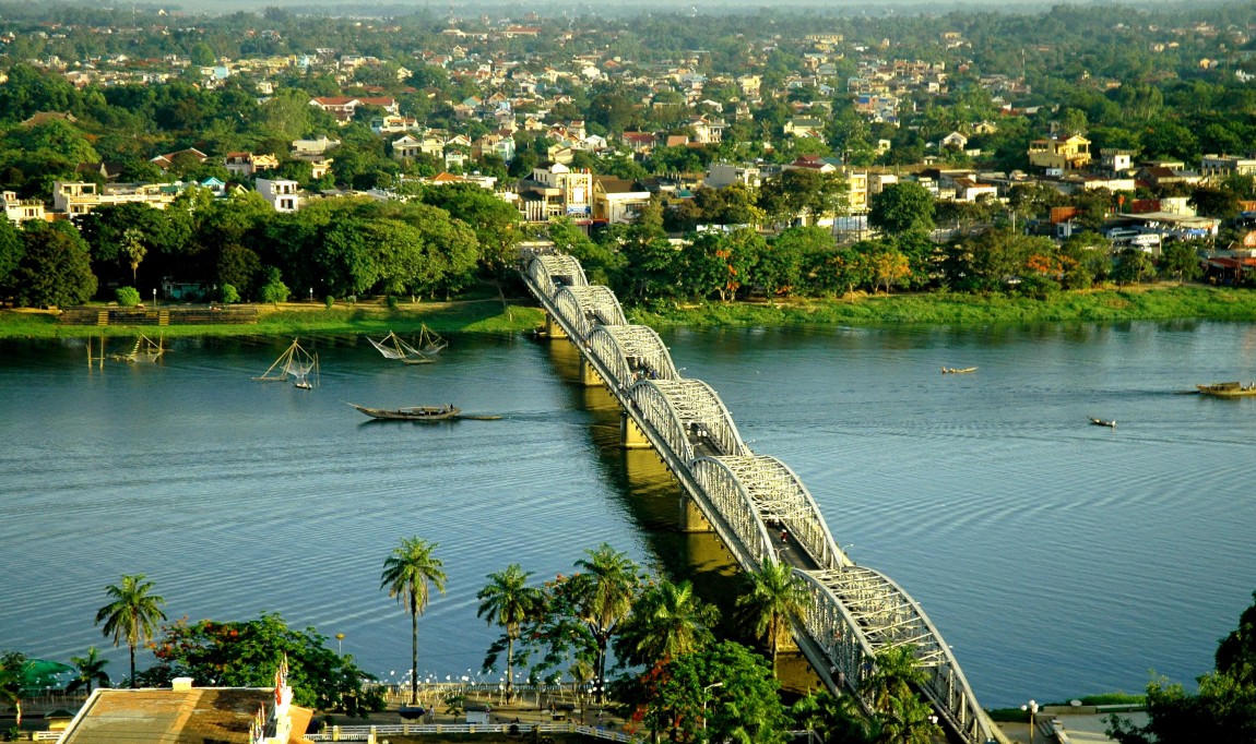 Bất động sản 24h: Bất động sản Long Thành ồ ạt bán đất tái định cư