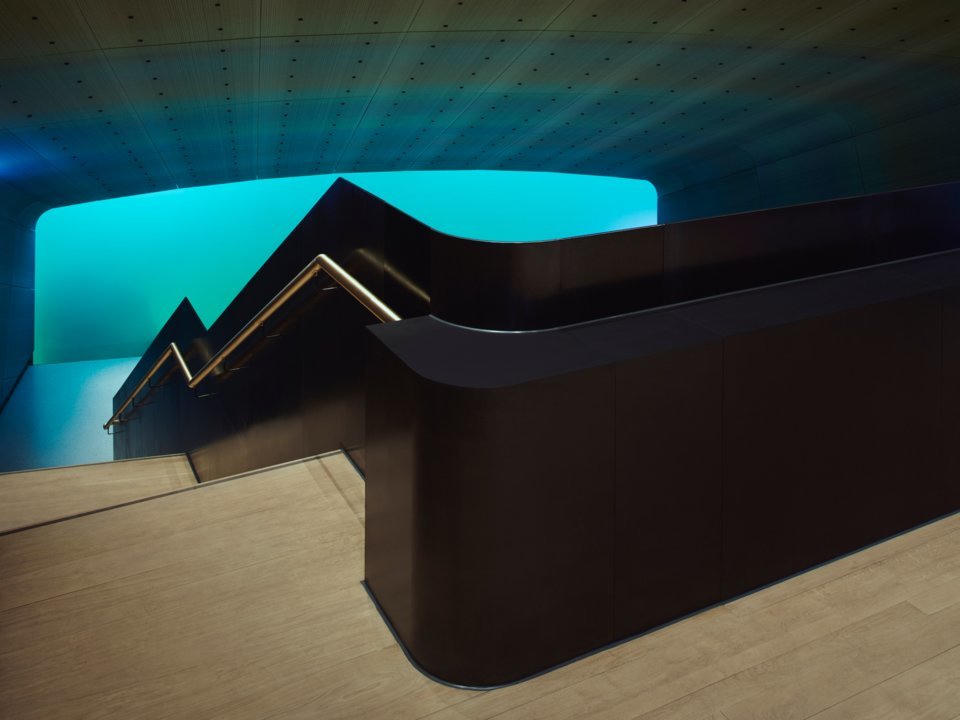 'Đột nhập’ nhà hàng dưới nước lớn nhất thế giới