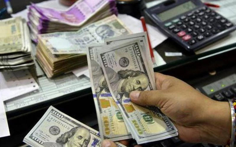 Tỷ giá ngoại tệ hôm nay ngày 31/12: USD giảm, bảng Anh và Euro tăng mạnh